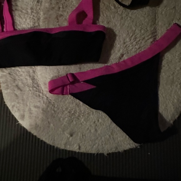 Black bikini bundle; 5 tops and 10 bottoms - Picture 5 of 6